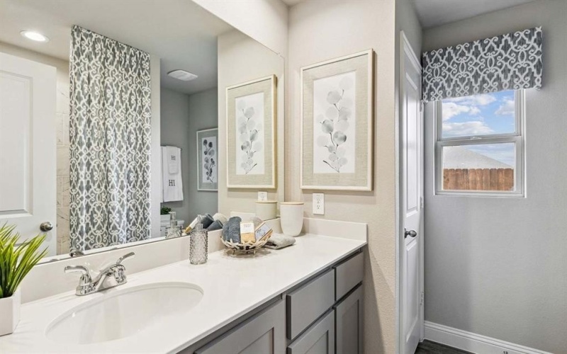 1003 Sedona Trail, Justin, TX 76247, 4 Habitaciones Habitaciones , ,3 BañosBaños,Residential,En Venta,1003 Sedona Trail,0,21053120