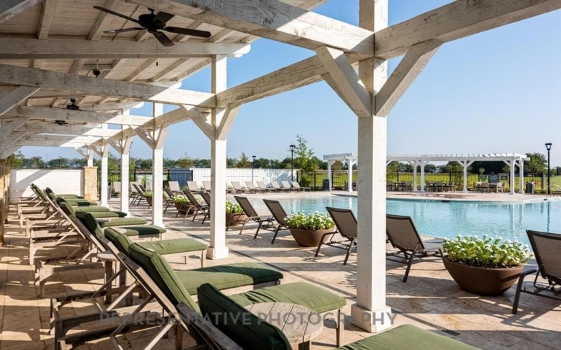 4223 Silver Spur Court, Aubrey, TX 76227, 4 Habitaciones Habitaciones , ,5 BañosBaños,Residential,En Venta,4223 Silver Spur Court,0,21053174