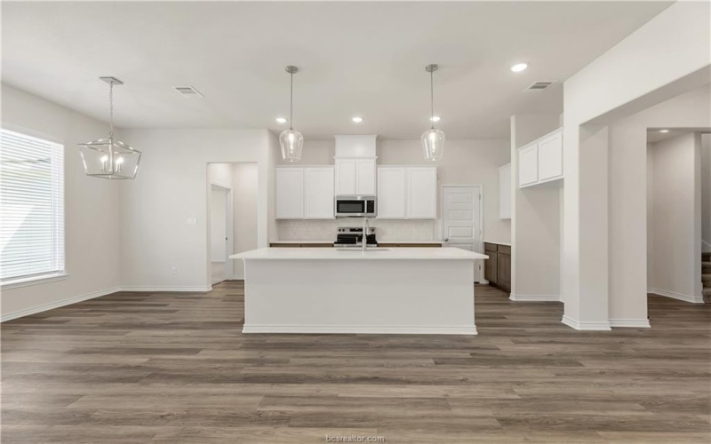 1931 Pinemont View Drive, Bryan, TX 77807, 3 Bedrooms Bedrooms, ,2 BathroomsBathrooms,Residential,For Sale,1931 Pinemont View Drive,0,25009001