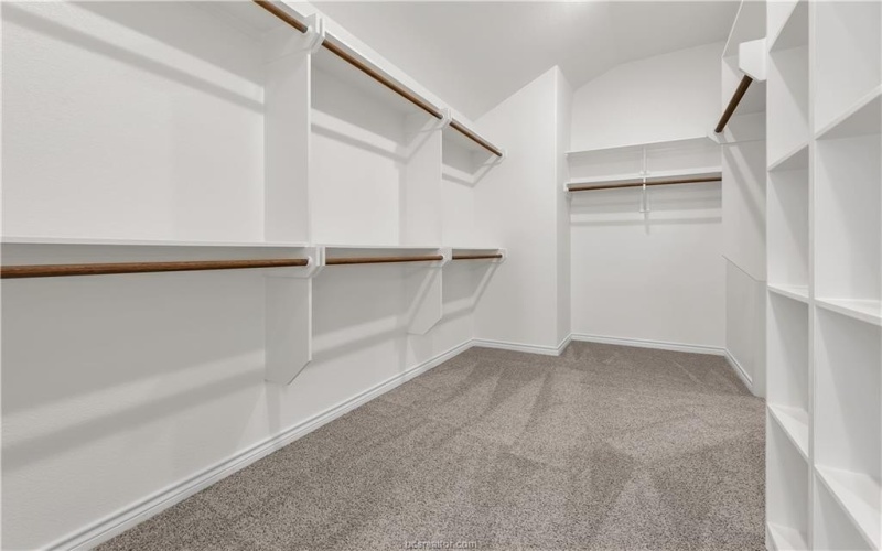 1931 Pinemont View Drive, Bryan, TX 77807, 3 Bedrooms Bedrooms, ,2 BathroomsBathrooms,Residential,For Sale,1931 Pinemont View Drive,0,25009001