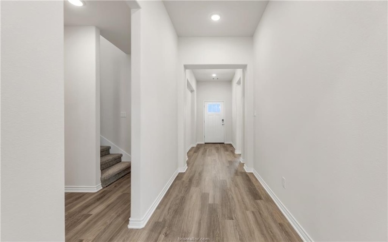 1931 Pinemont View Drive, Bryan, TX 77807, 3 Bedrooms Bedrooms, ,2 BathroomsBathrooms,Residential,For Sale,1931 Pinemont View Drive,0,25009001