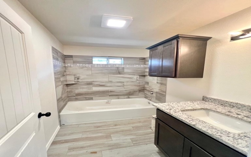 317 E 25th St, San Angelo, TX 76903, 3 Bedrooms Bedrooms, ,2 BathroomsBathrooms,Residential,For Sale,317 E 25th St,0,128957