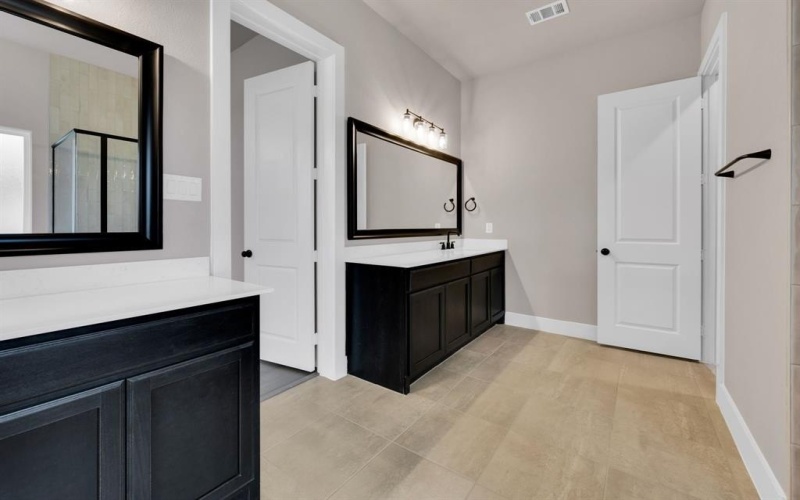 1610 Blackfoot Parkway, Waxahachie, TX 75165, 4 Habitaciones Habitaciones , ,2 BañosBaños,Residential,En Venta,1610 Blackfoot Parkway,0,21051734