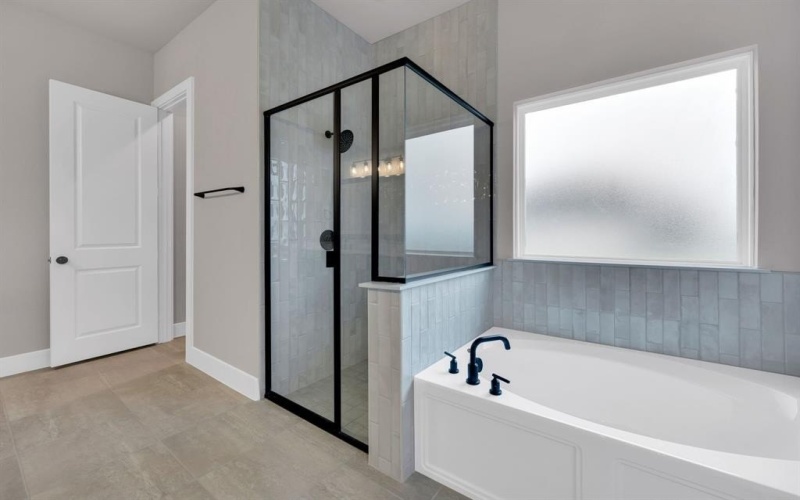 1610 Blackfoot Parkway, Waxahachie, TX 75165, 4 Habitaciones Habitaciones , ,2 BañosBaños,Residential,En Venta,1610 Blackfoot Parkway,0,21051734
