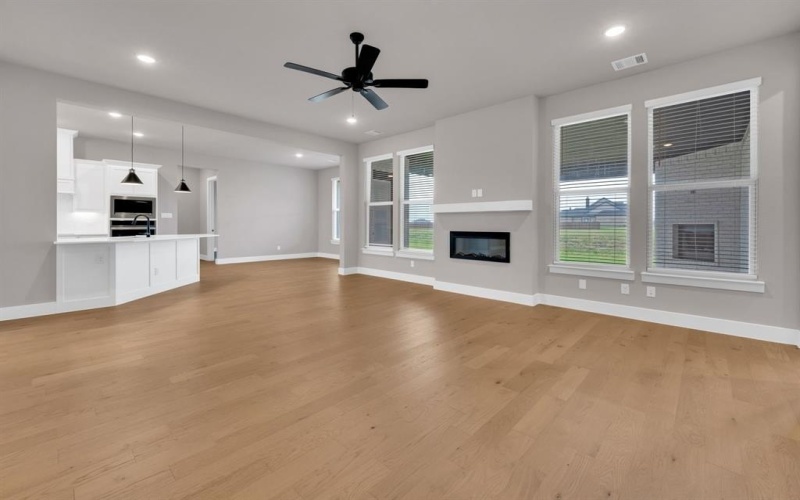 1610 Blackfoot Parkway, Waxahachie, TX 75165, 4 Habitaciones Habitaciones , ,2 BañosBaños,Residential,En Venta,1610 Blackfoot Parkway,0,21051734