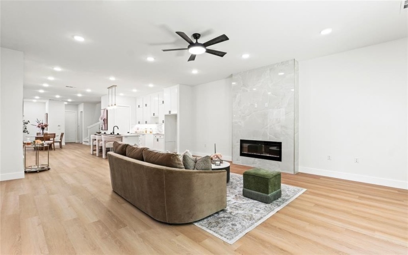 5109 Hohen Avenue, Dallas, TX 75215, 3 Bedrooms Bedrooms, ,3 BathroomsBathrooms,Residential,For Sale,5109 Hohen Avenue,0,21053418