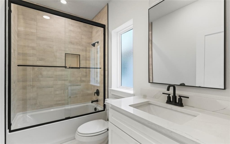 5109 Hohen Avenue, Dallas, TX 75215, 3 Bedrooms Bedrooms, ,3 BathroomsBathrooms,Residential,For Sale,5109 Hohen Avenue,0,21053418
