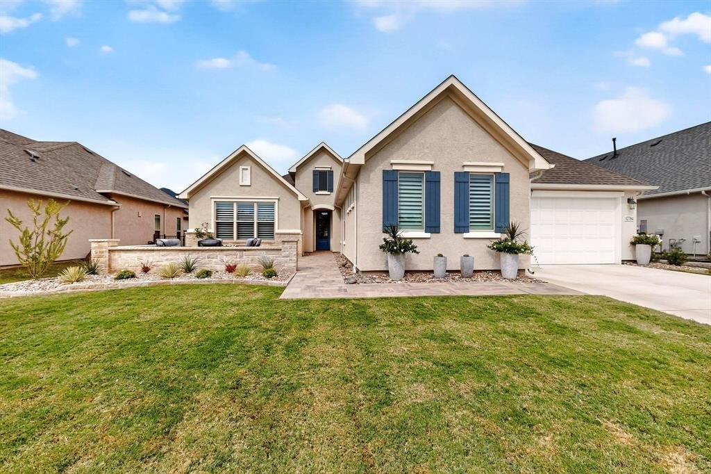 12704 Golden Rock Drive, Denton, TX 76207, 2 Bedrooms Bedrooms, ,2 BathroomsBathrooms,Residential,For Sale,12704 Golden Rock Drive,0,21053422