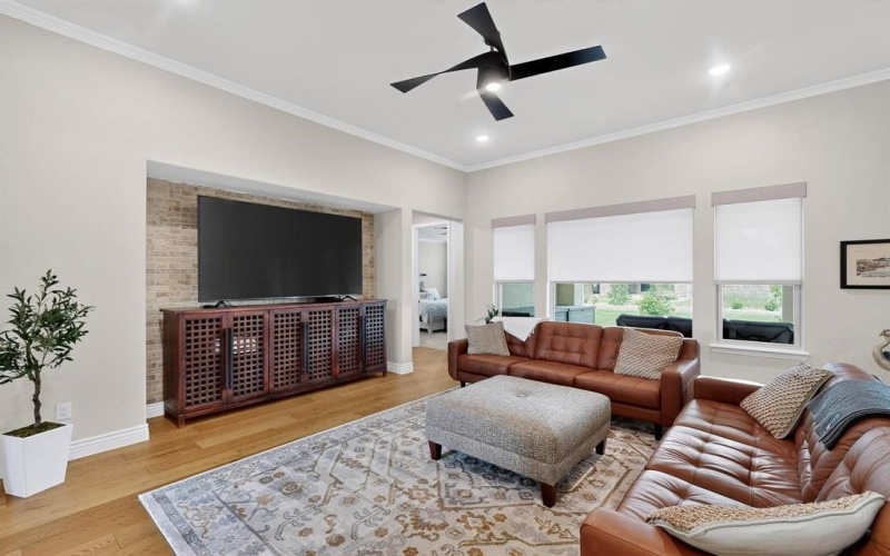 12704 Golden Rock Drive, Denton, TX 76207, 2 Bedrooms Bedrooms, ,2 BathroomsBathrooms,Residential,For Sale,12704 Golden Rock Drive,0,21053422