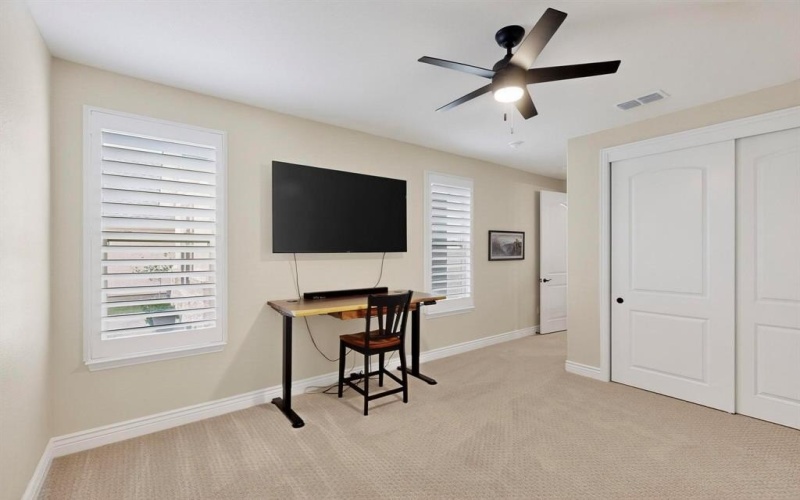 12704 Golden Rock Drive, Denton, TX 76207, 2 Bedrooms Bedrooms, ,2 BathroomsBathrooms,Residential,For Sale,12704 Golden Rock Drive,0,21053422