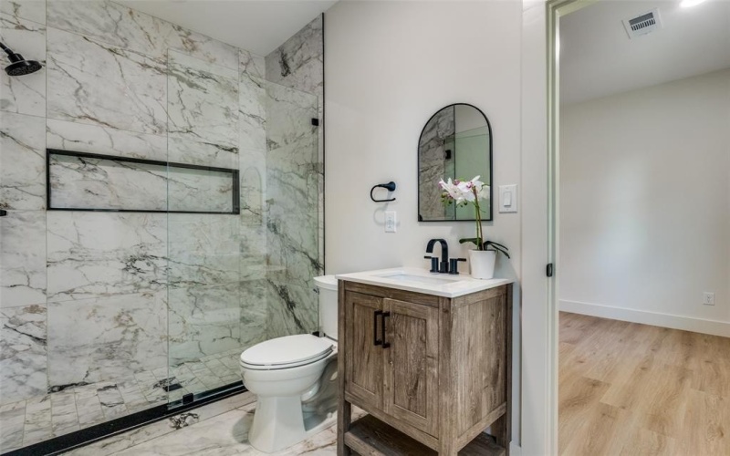 413 Sparks Street, Dallas, TX 75203, 3 Habitaciones Habitaciones , ,2 BañosBaños,Residential,En Venta,413 Sparks Street,0,21053429