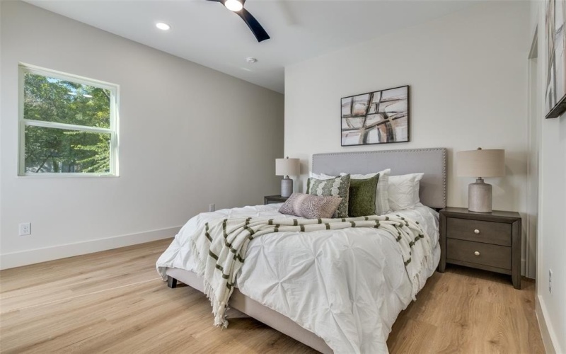 413 Sparks Street, Dallas, TX 75203, 3 Habitaciones Habitaciones , ,2 BañosBaños,Residential,En Venta,413 Sparks Street,0,21053429