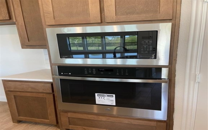 310 Devonshire Drive, Greenville, TX 75401, 5 Habitaciones Habitaciones , ,5 BañosBaños,Residential,En Venta,310 Devonshire Drive,0,21053498