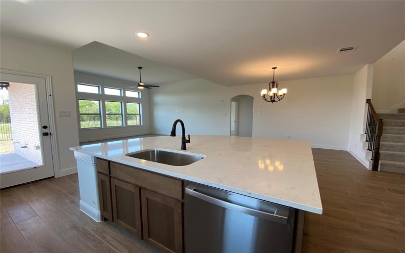 310 Devonshire Drive, Greenville, TX 75401, 5 Habitaciones Habitaciones , ,5 BañosBaños,Residential,En Venta,310 Devonshire Drive,0,21053498