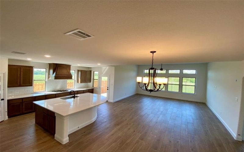 310 Devonshire Drive, Greenville, TX 75401, 5 Habitaciones Habitaciones , ,5 BañosBaños,Residential,En Venta,310 Devonshire Drive,0,21053498
