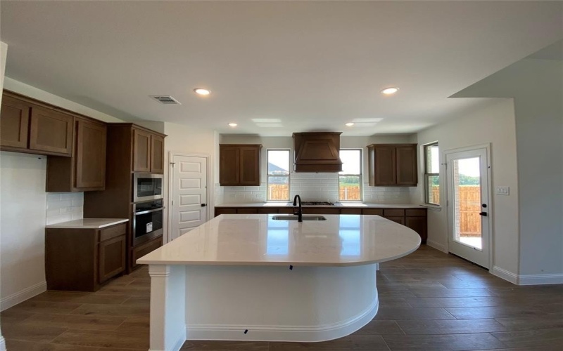 310 Devonshire Drive, Greenville, TX 75401, 5 Habitaciones Habitaciones , ,5 BañosBaños,Residential,En Venta,310 Devonshire Drive,0,21053498