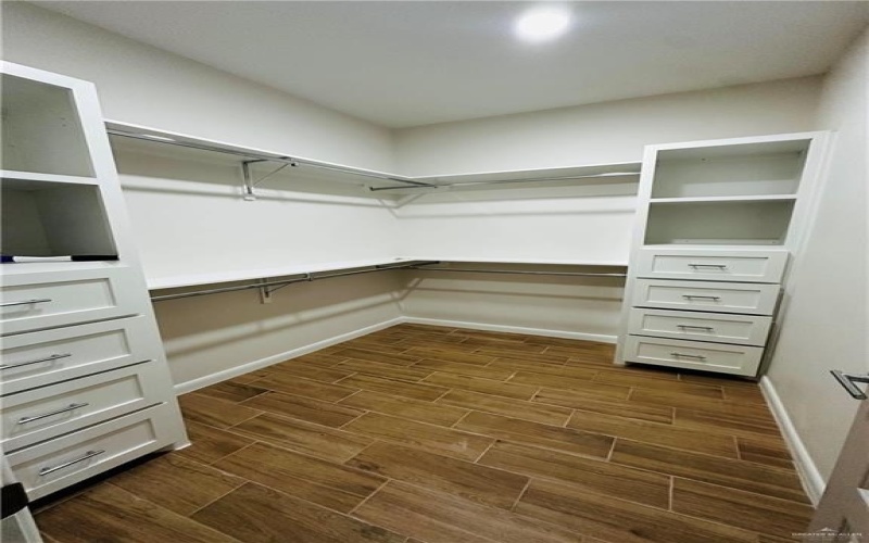908 38th Street, San Juan, TX 78589, 3 Bedrooms Bedrooms, ,2 BathroomsBathrooms,Residential,For Sale,908 38th Street,0,480346