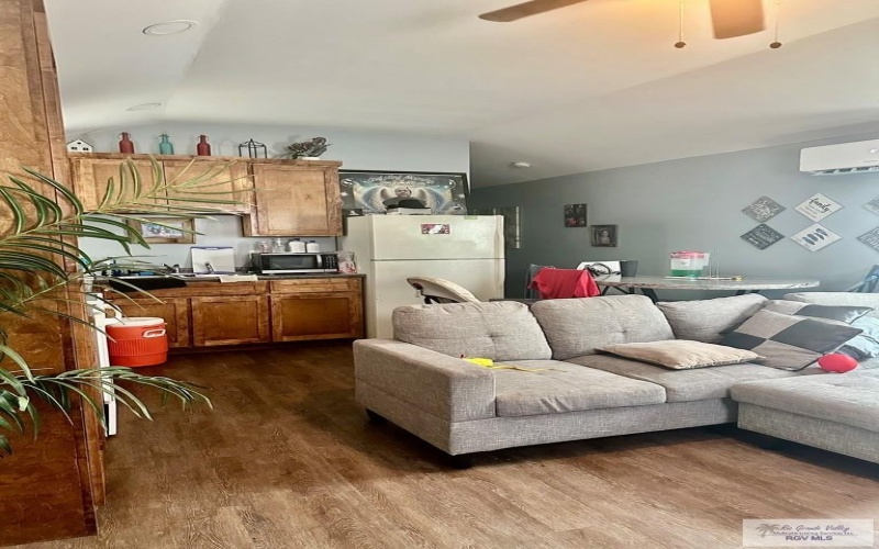 417 MONTERREY DR., ALAMO, TX 78516, 2 Bedrooms Bedrooms, ,1 BathroomBathrooms,Residential,For Sale,417 MONTERREY DR.,0,29768312