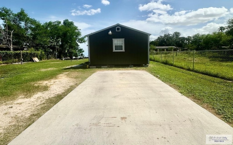 417 MONTERREY DR., ALAMO, TX 78516, 2 Bedrooms Bedrooms, ,1 BathroomBathrooms,Residential,For Sale,417 MONTERREY DR.,0,29768312