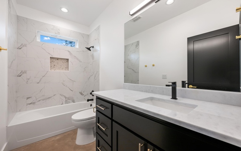 1501 Woodcrest Dr Drive, Granite Shoals, TX 78654, 3 Bedrooms Bedrooms, ,2 BathroomsBathrooms,Residential,For Sale,1501 Woodcrest Dr Drive,0,174956