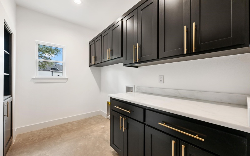 1501 Woodcrest Dr Drive, Granite Shoals, TX 78654, 3 Bedrooms Bedrooms, ,2 BathroomsBathrooms,Residential,For Sale,1501 Woodcrest Dr Drive,0,174956