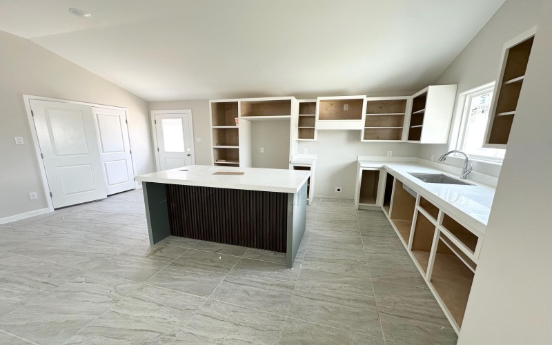 5023 Carambola Ln., Laredo, TX 78046, 3 Bedrooms Bedrooms, ,2 BathroomsBathrooms,Residential,For Sale,5023 Carambola Ln.,0,20253933