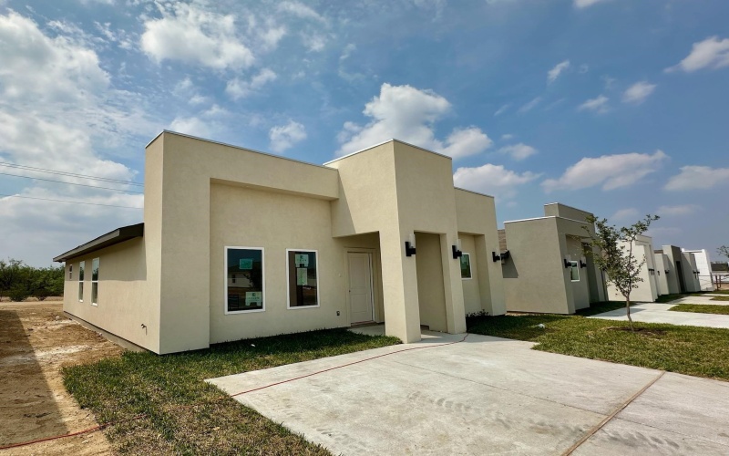 5023 Carambola Ln., Laredo, TX 78046, 3 Bedrooms Bedrooms, ,2 BathroomsBathrooms,Residential,For Sale,5023 Carambola Ln.,0,20253933