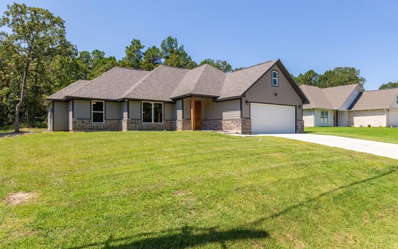 317 Shirey Lane, Lufkin, TX 75901, 3 Habitaciones Habitaciones , ,2 BañosBaños,Residential,En Venta,317 Shirey Lane,0,5106317