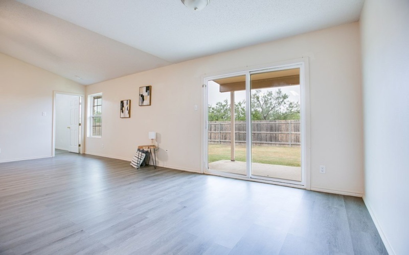 1301 Elmo Lane, San Angelo, TX 76905, 5 Bedrooms Bedrooms, ,2 BathroomsBathrooms,Residential,For Sale,1301 Elmo Lane,0,128971