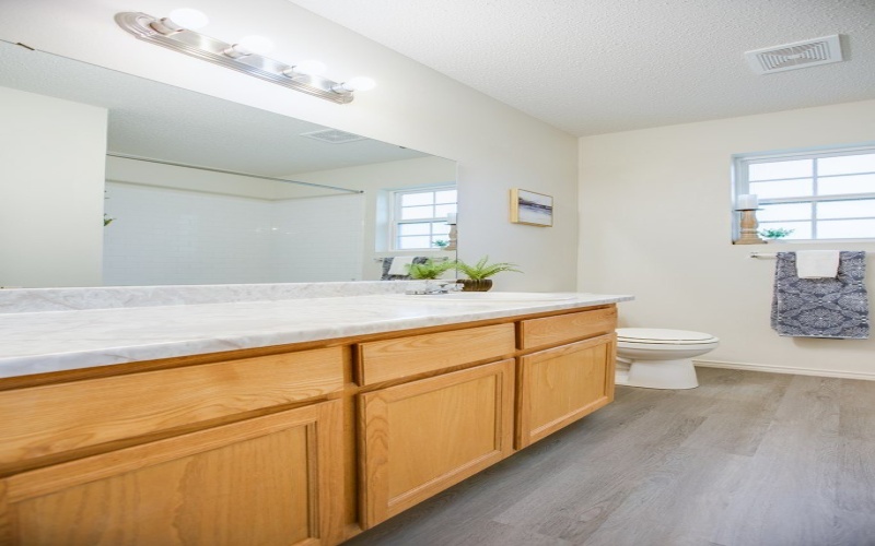 1301 Elmo Lane, San Angelo, TX 76905, 5 Bedrooms Bedrooms, ,2 BathroomsBathrooms,Residential,For Sale,1301 Elmo Lane,0,128971