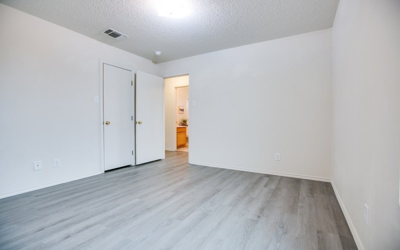 1301 Elmo Lane, San Angelo, TX 76905, 5 Bedrooms Bedrooms, ,2 BathroomsBathrooms,Residential,For Sale,1301 Elmo Lane,0,128971