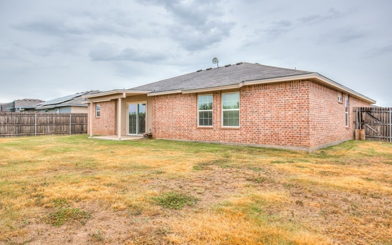 1301 Elmo Lane, San Angelo, TX 76905, 5 Bedrooms Bedrooms, ,2 BathroomsBathrooms,Residential,For Sale,1301 Elmo Lane,0,128971