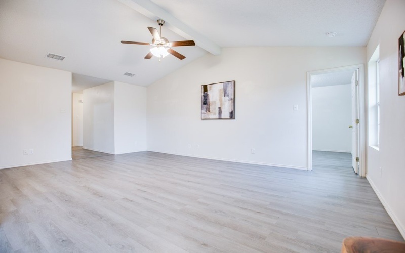1301 Elmo Lane, San Angelo, TX 76905, 5 Bedrooms Bedrooms, ,2 BathroomsBathrooms,Residential,For Sale,1301 Elmo Lane,0,128971
