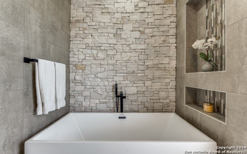 3105 Comal Springs, Canyon Lake, TX 78133, 3 Habitaciones Habitaciones , ,5 BañosBaños,Residential,En Venta,3105 Comal Springs,0,1805746