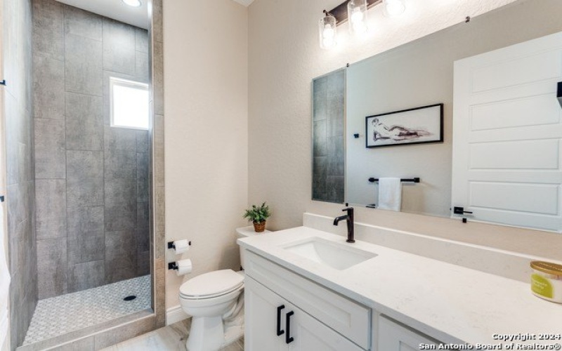 3105 Comal Springs, Canyon Lake, TX 78133, 3 Habitaciones Habitaciones , ,5 BañosBaños,Residential,En Venta,3105 Comal Springs,0,1805746