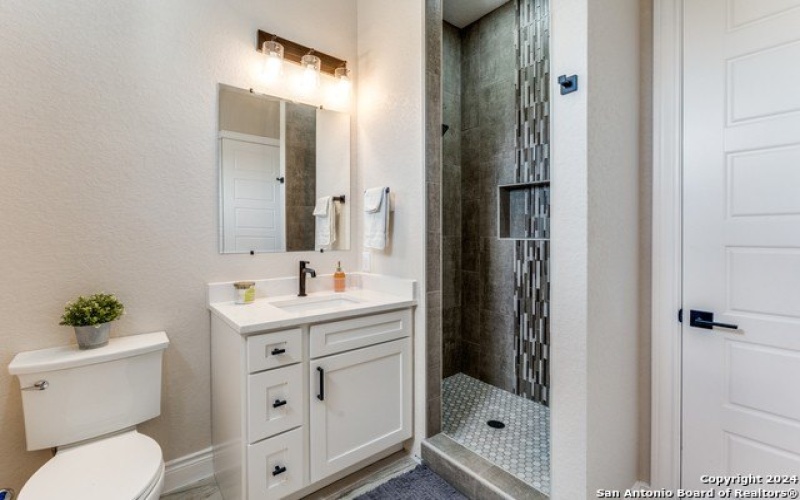 3105 Comal Springs, Canyon Lake, TX 78133, 3 Habitaciones Habitaciones , ,5 BañosBaños,Residential,En Venta,3105 Comal Springs,0,1805746