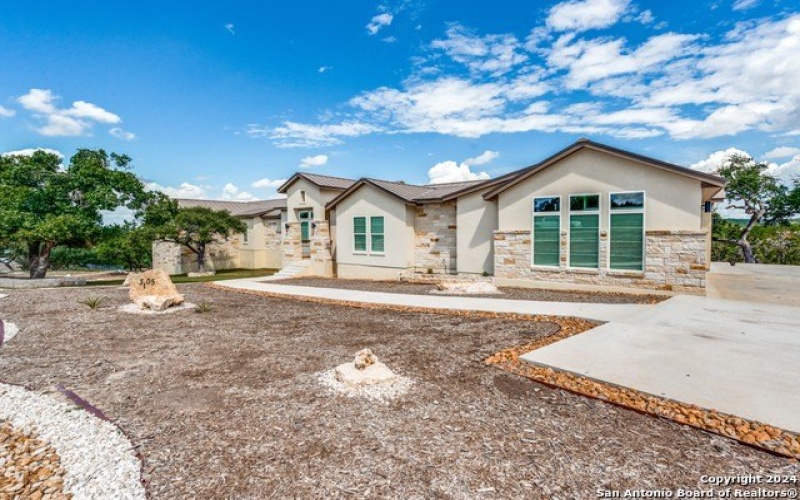 3105 Comal Springs, Canyon Lake, TX 78133, 3 Habitaciones Habitaciones , ,5 BañosBaños,Residential,En Venta,3105 Comal Springs,0,1805746