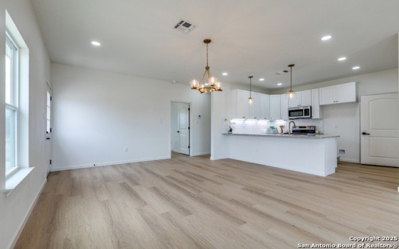 141 Camino Verde Ct, La Vernia, TX 78121, 3 Habitaciones Habitaciones , ,2 BañosBaños,Residential,En Venta,141 Camino Verde Ct,0,1863298