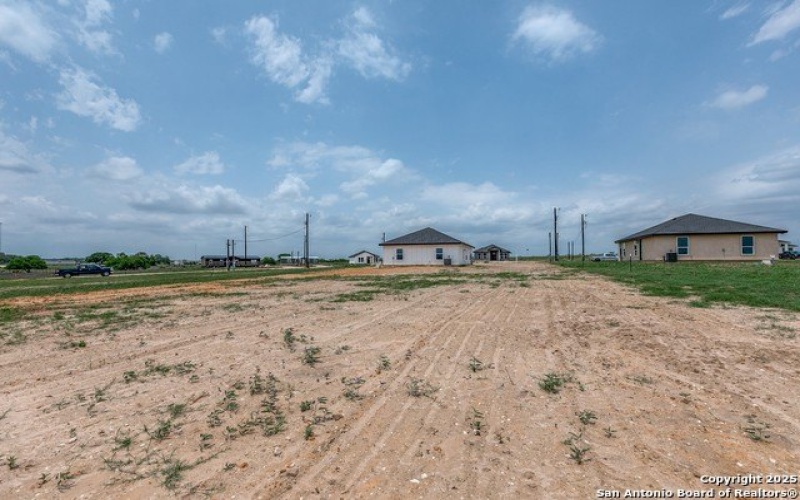 141 Camino Verde Ct, La Vernia, TX 78121, 3 Habitaciones Habitaciones , ,2 BañosBaños,Residential,En Venta,141 Camino Verde Ct,0,1863298