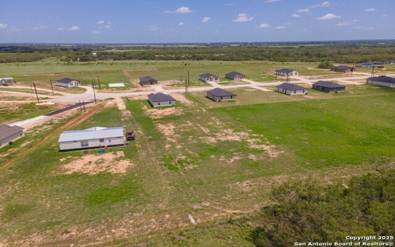 141 Camino Verde Ct, La Vernia, TX 78121, 3 Habitaciones Habitaciones , ,2 BañosBaños,Residential,En Venta,141 Camino Verde Ct,0,1863298