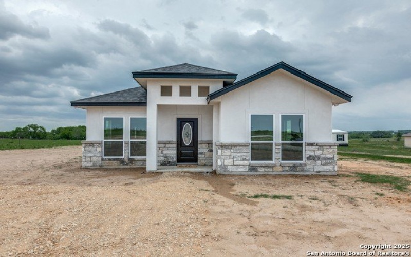 141 Camino Verde Ct, La Vernia, TX 78121, 3 Habitaciones Habitaciones , ,2 BañosBaños,Residential,En Venta,141 Camino Verde Ct,0,1863298