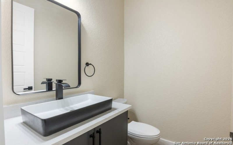 131 Sunset, La Vernia, TX 78121, 5 Bedrooms Bedrooms, ,3 BathroomsBathrooms,Residential,For Sale,131 Sunset,0,1898818