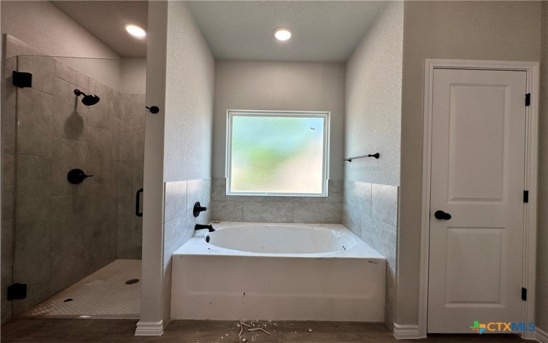 2598 Settlers Oak Drive, Belton, TX 76513, 5 Habitaciones Habitaciones , ,3 BañosBaños,Residential,En Venta,2598 Settlers Oak Drive,0,577720