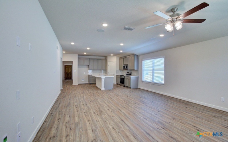 943 Cloud Sky Road, New Braunfels, TX 78130, 4 Habitaciones Habitaciones , ,2 BañosBaños,Residential,En Venta,943 Cloud Sky Road,0,592044