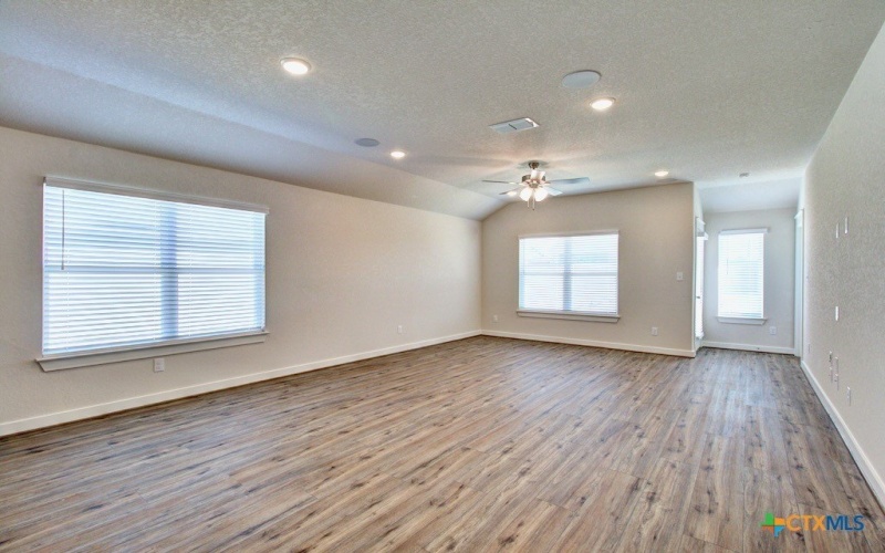 943 Cloud Sky Road, New Braunfels, TX 78130, 4 Habitaciones Habitaciones , ,2 BañosBaños,Residential,En Venta,943 Cloud Sky Road,0,592044