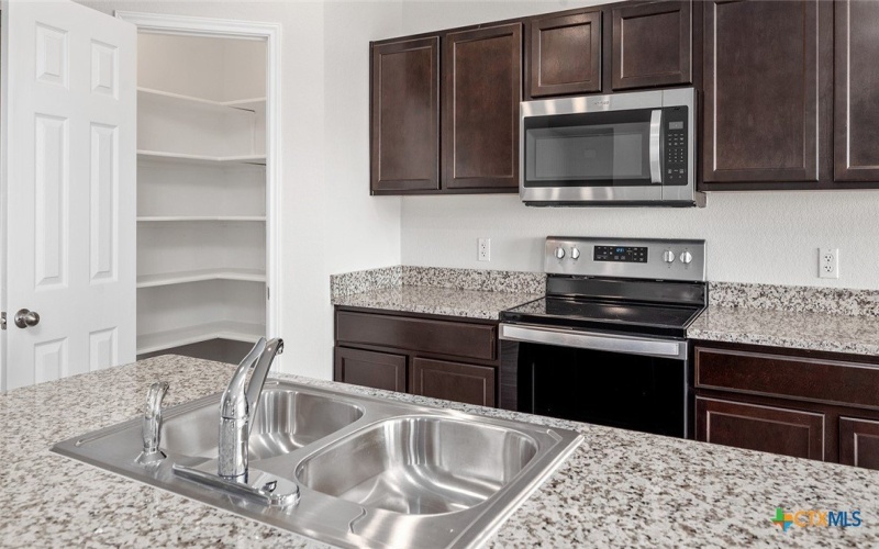 2227 Turmeric Court, Temple, TX 76502, 4 Habitaciones Habitaciones , ,2 BañosBaños,Residential,En Venta,2227 Turmeric Court,0,592067