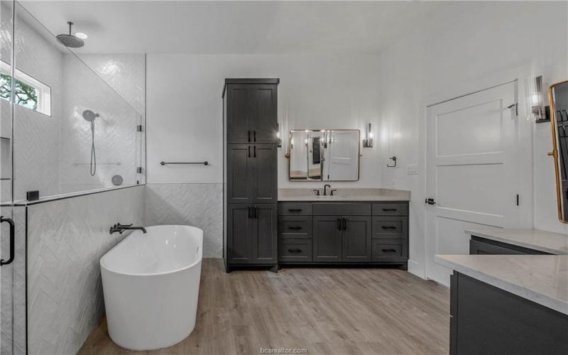 2201 High Meadows Trail, Franklin, TX 77856, 4 Bedrooms Bedrooms, ,3 BathroomsBathrooms,Residential,For Sale,2201 High Meadows Trail,0,25009680
