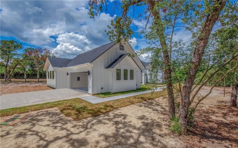 2201 High Meadows Trail, Franklin, TX 77856, 4 Bedrooms Bedrooms, ,3 BathroomsBathrooms,Residential,For Sale,2201 High Meadows Trail,0,25009680