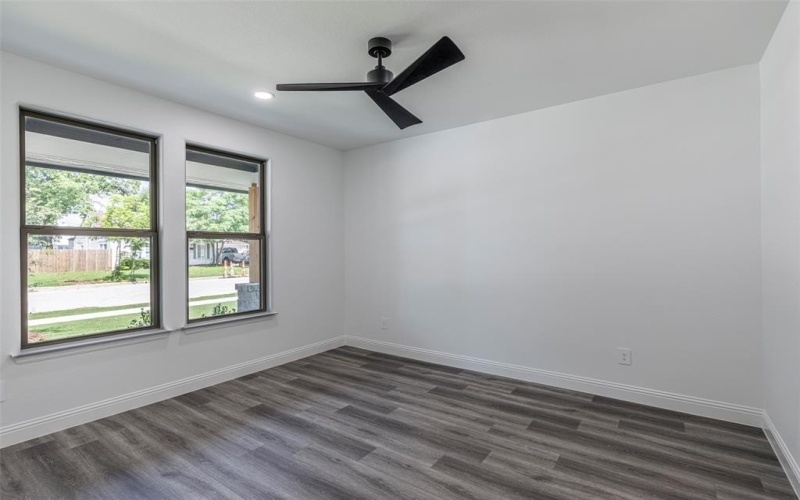 140 Cottonwood Street, Fort Worth, TX 76111, 3 Bedrooms Bedrooms, ,2 BathroomsBathrooms,Residential,For Sale,140 Cottonwood Street,0,20858649