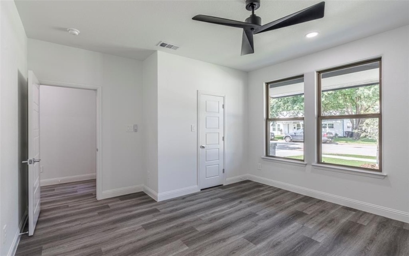 140 Cottonwood Street, Fort Worth, TX 76111, 3 Bedrooms Bedrooms, ,2 BathroomsBathrooms,Residential,For Sale,140 Cottonwood Street,0,20858649